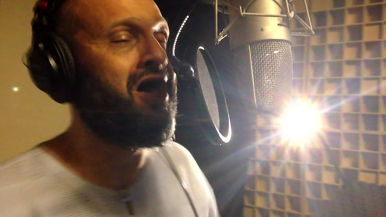 Vídeo clipe da música "Juras" de Marco Mattoli